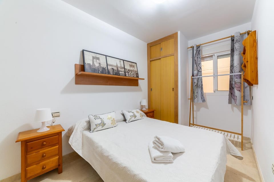 AlmeriaSuite Beach&Sun Apartment in Almería