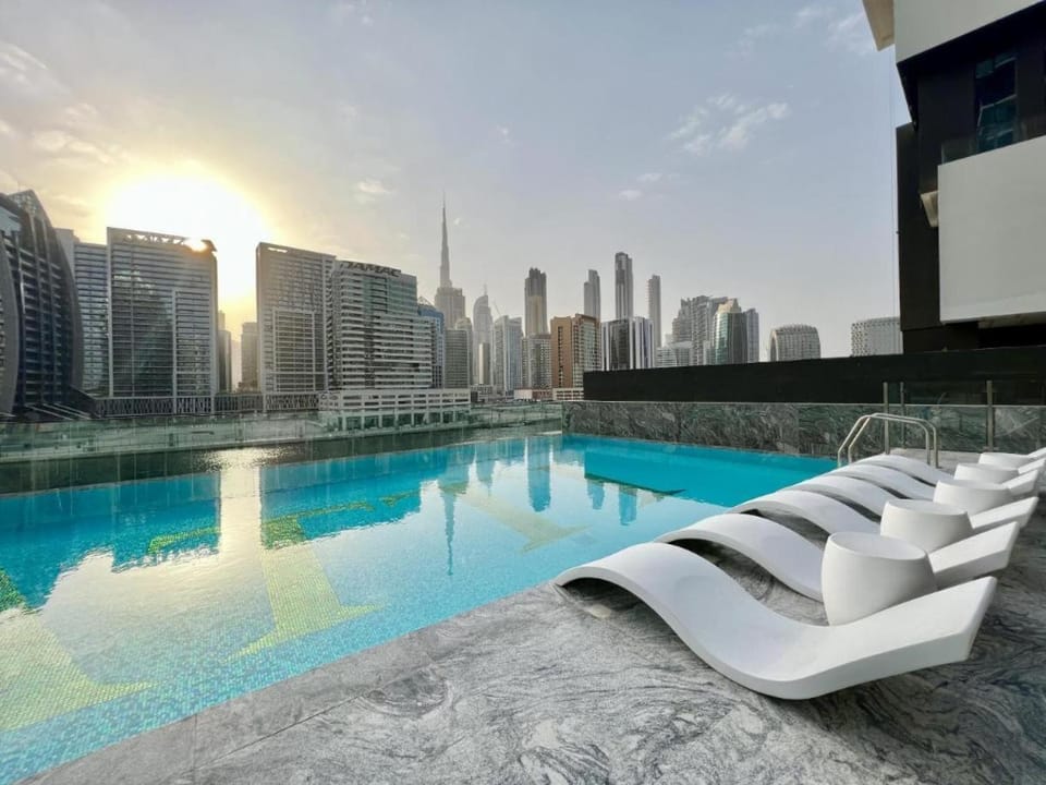 Property building, Swimming pool