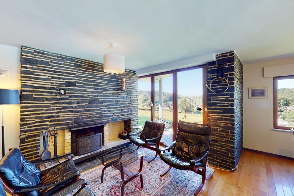 Heated pool & wood-fired hot tub valley view Ardennes House in Belgium