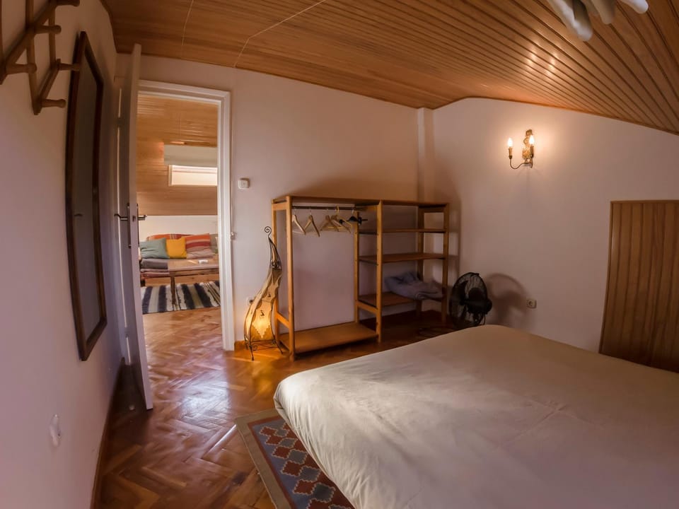 Bed, Photo of the whole room, Bedroom, wardrobe