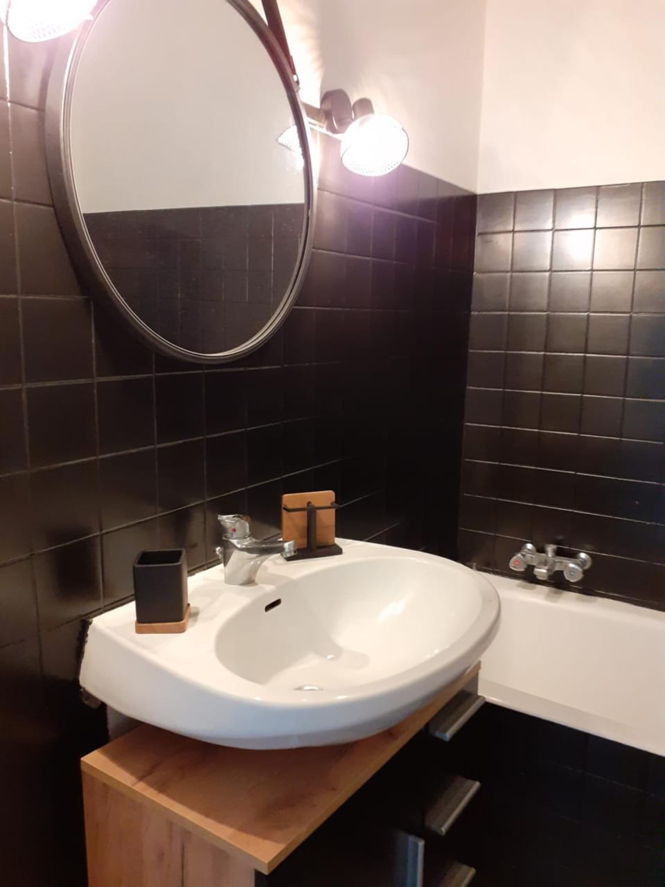 Bathroom, towels