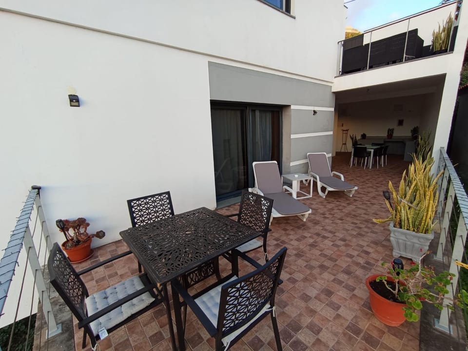 Santo Relaxium Apartment in Madeira District