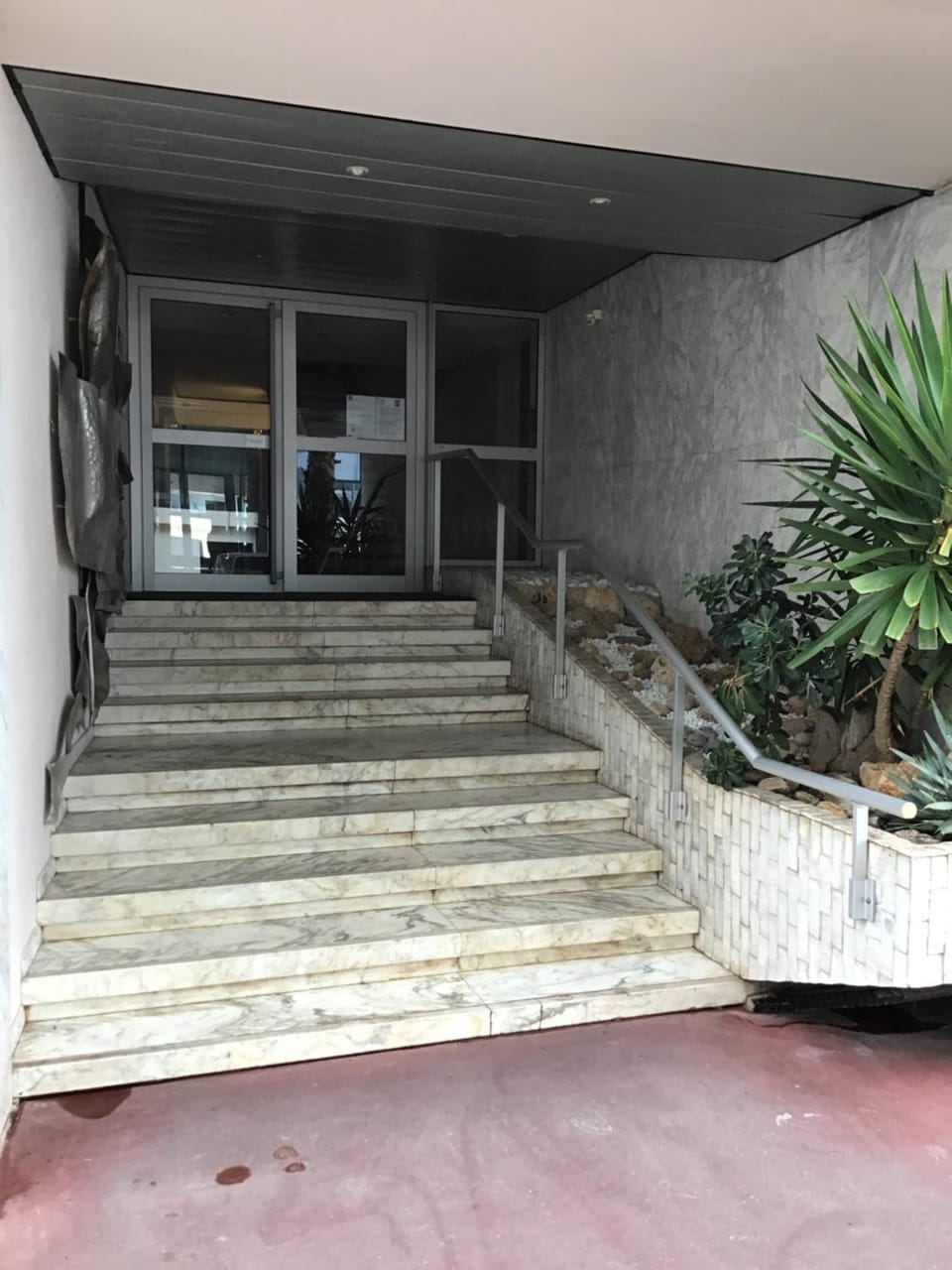 Property building, Facade/entrance