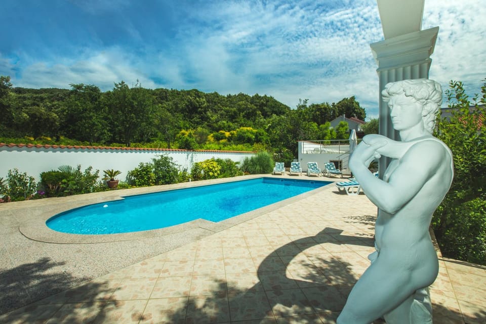 Natural landscape, Swimming pool, sunbed
