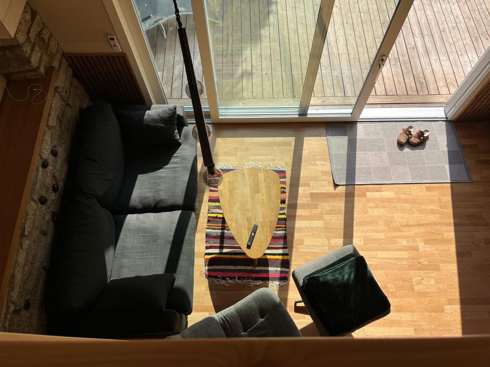 Communal lounge/ TV room, Living room