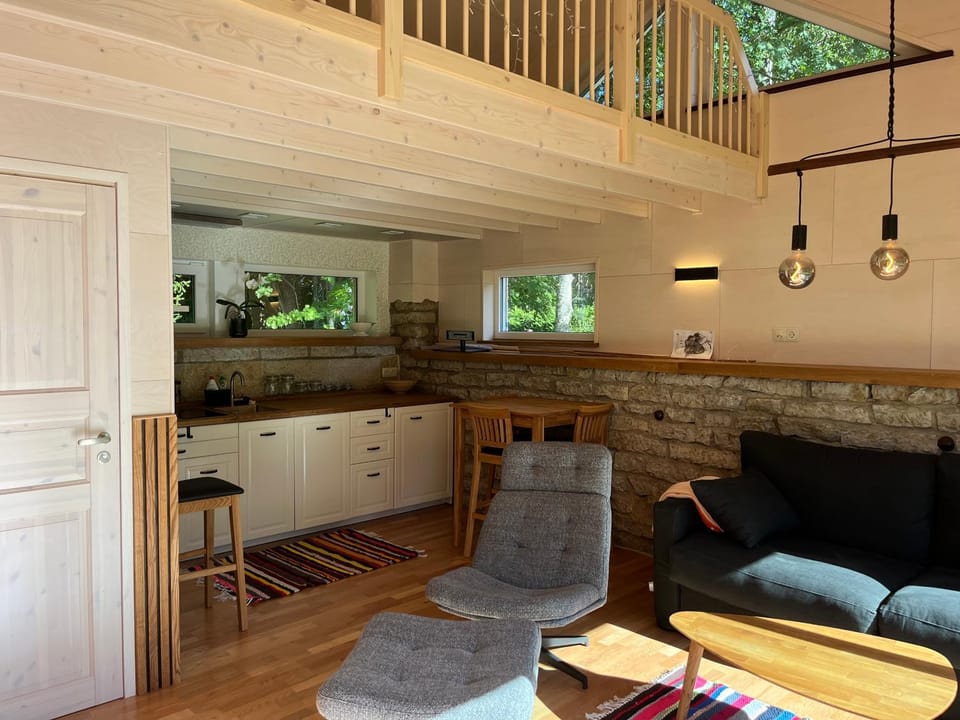 Communal lounge/ TV room, Living room