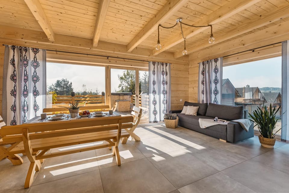 Day, Natural landscape, View (from property/room), Balcony/Terrace, Living room, Seating area, Dining area, Mountain view