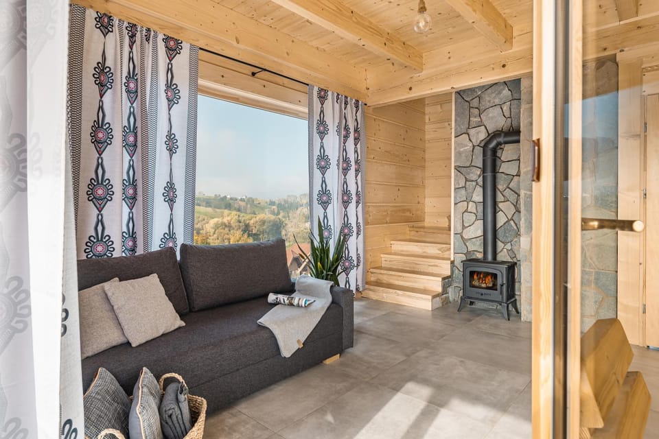 View (from property/room), Balcony/Terrace, Living room, Seating area