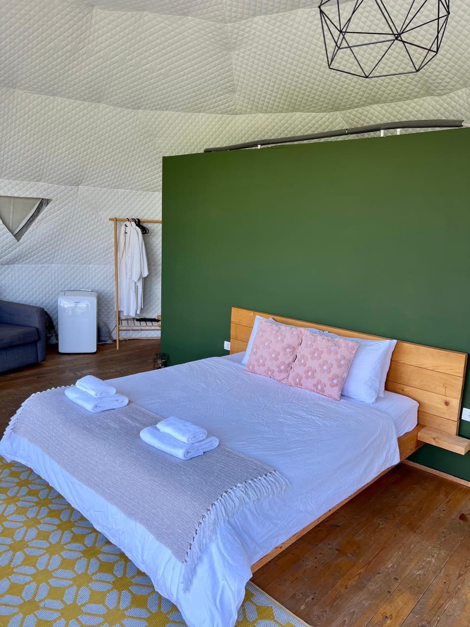 Tranquil Dome - Manta's Retreat Glamping Cornereva Luxury tent in Serbia