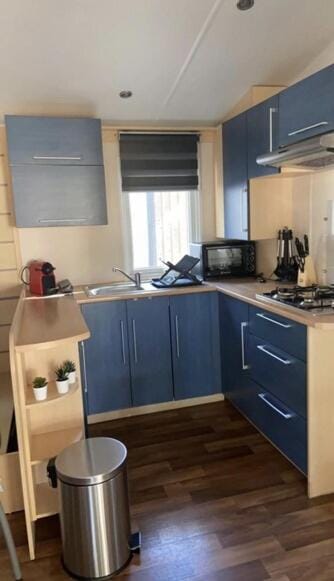 Coffee/tea facilities, Kitchen or kitchenette, minibar, pet friendly, stove, toaster
