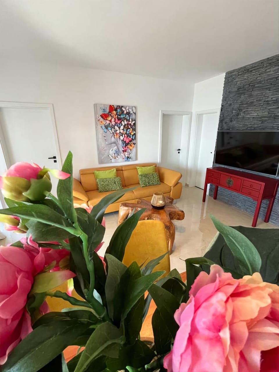 TV and multimedia, Living room, Seating area