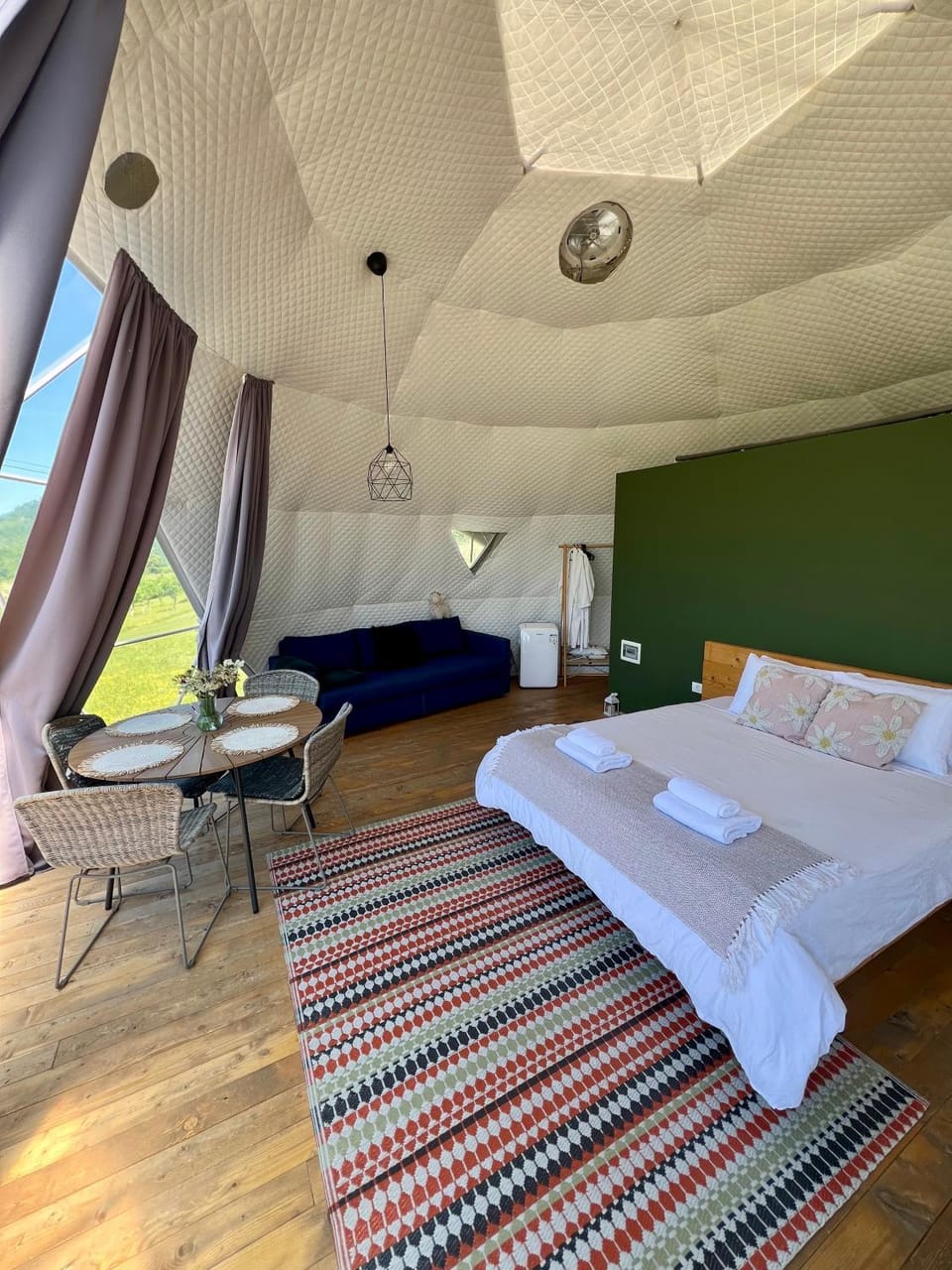 Starry Dome - Manta's Retreat Glamping Cornereva Luxury tent in Serbia