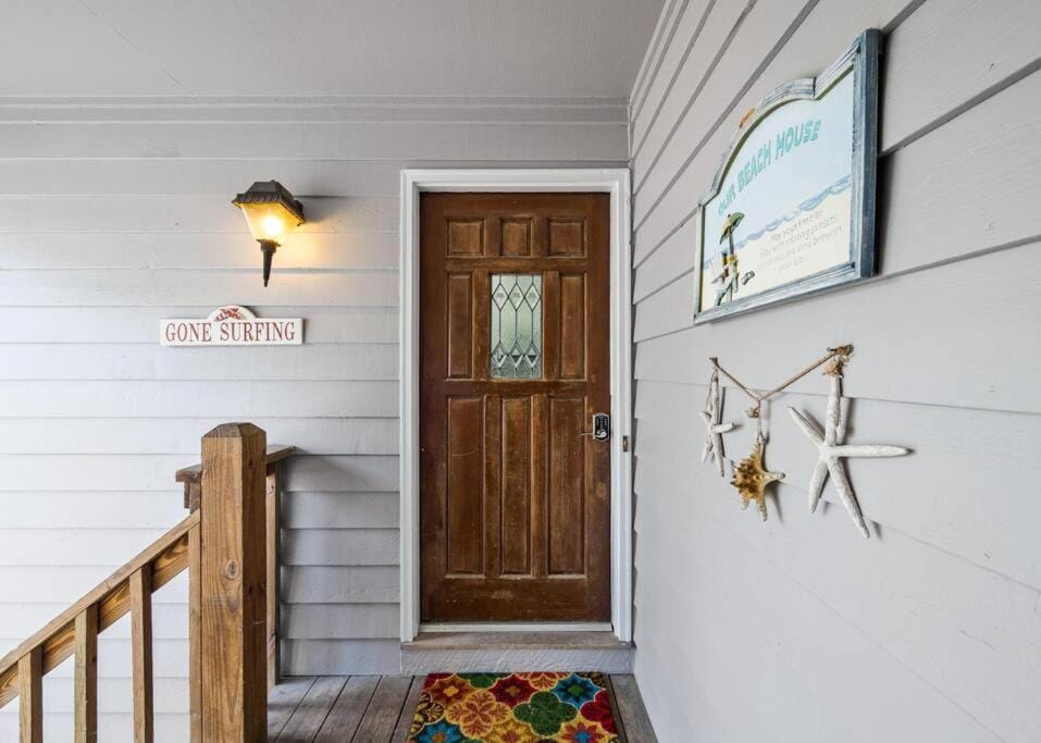 Oceanview Townhouse w/ Pool - Newly Renovated House in Surf City