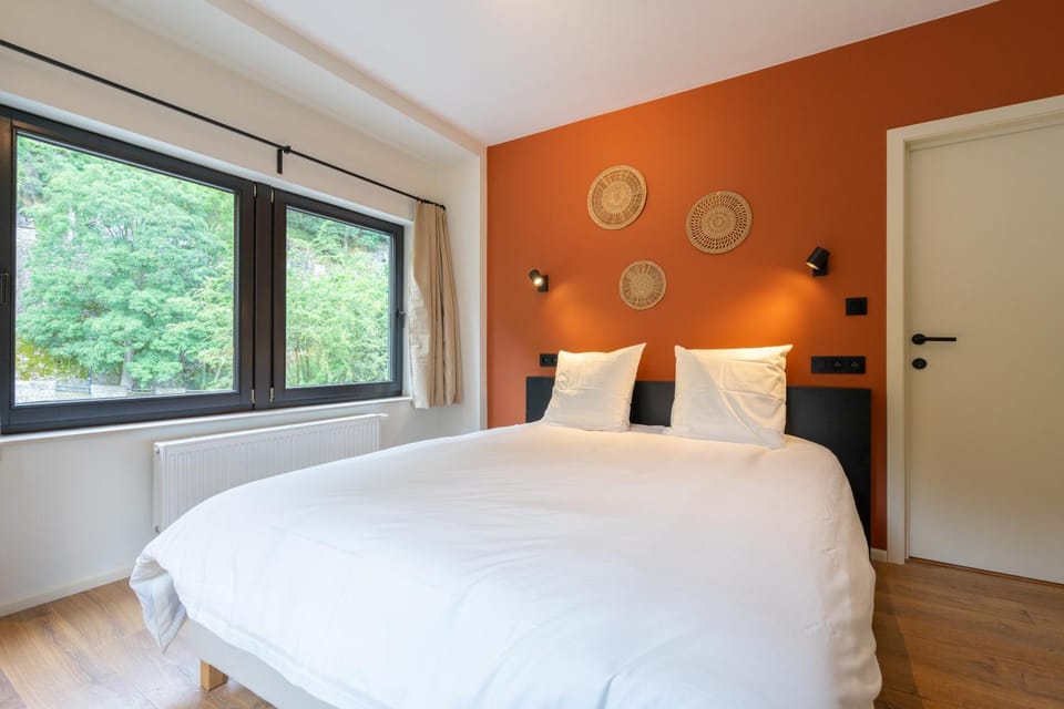 Bed, Bedroom, internet
