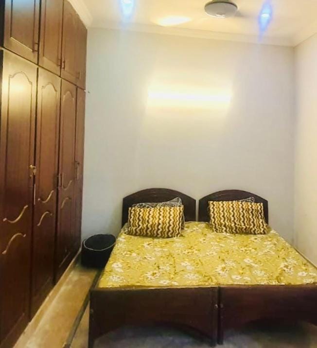 Sapphire Heights Margalla Road Islamabad Apartment in Islamabad