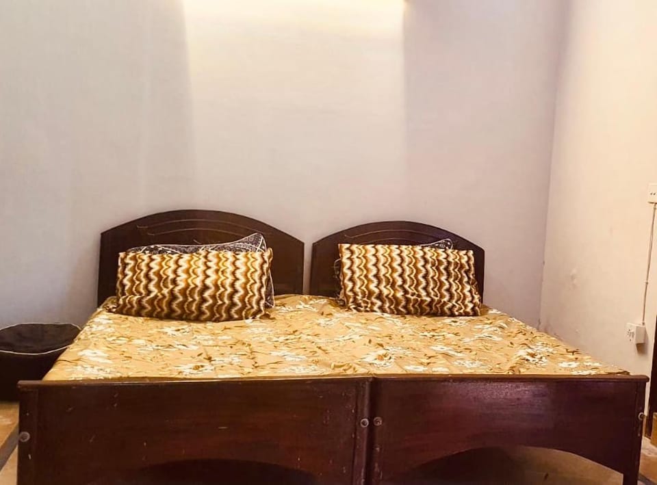 Sapphire Heights Margalla Road Islamabad Apartment in Islamabad