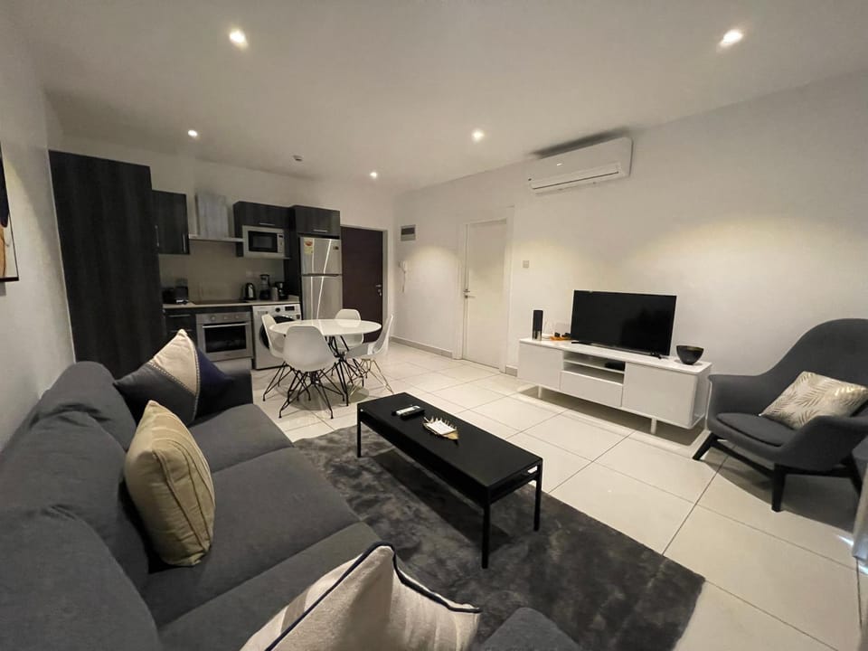 Embassy Suites & Apartments Apartment in Accra