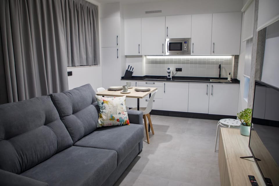 TV and multimedia, Kitchen or kitchenette, Living room, Dining area