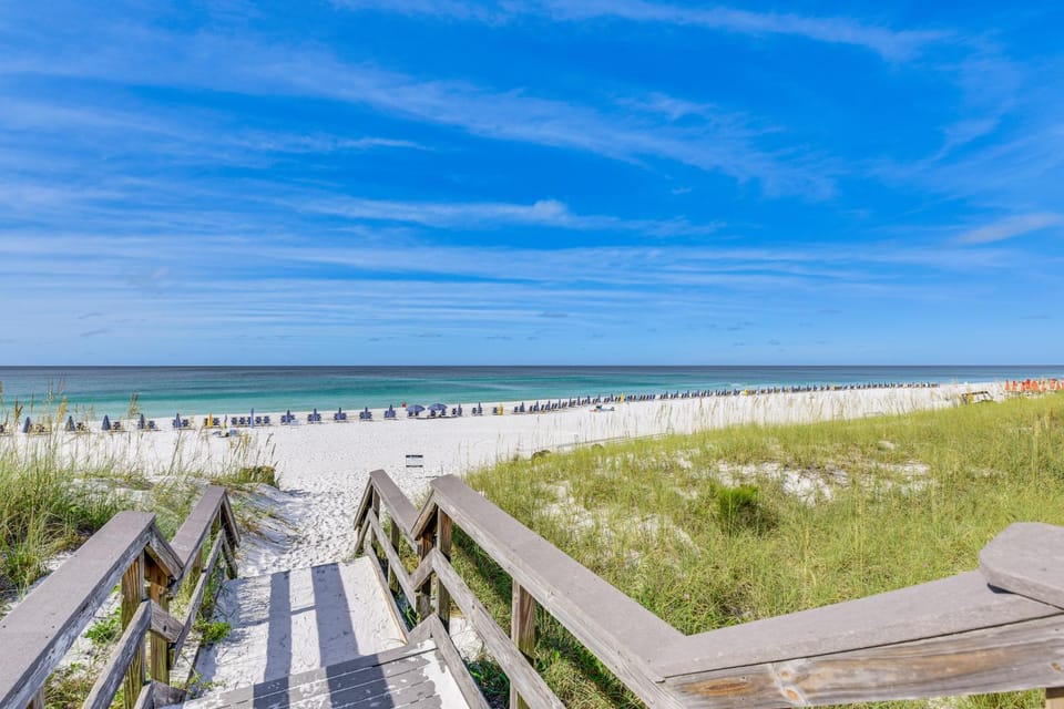 Miramar Beach Condo w/ Golf Course Views! House in Miramar Beach