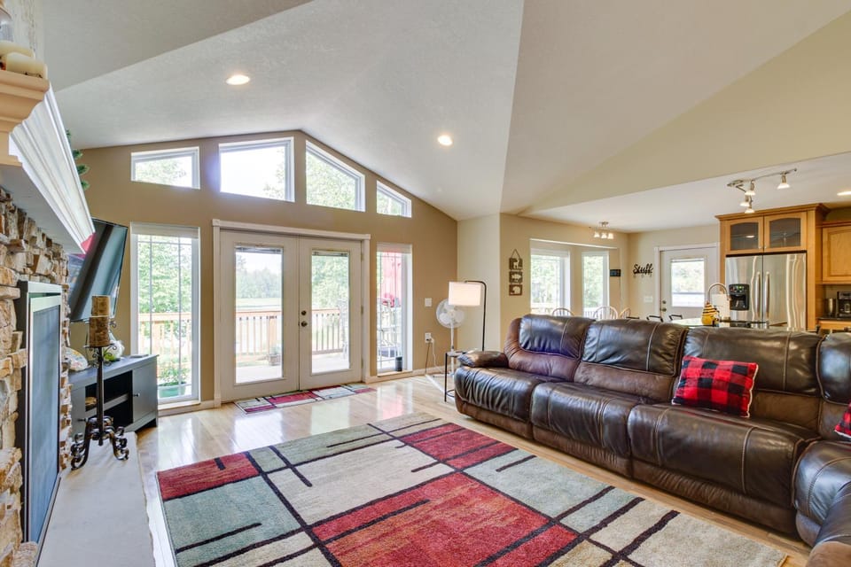 White Swan Lake Home Near Hiking & Snowmobiling! House in Minnesota