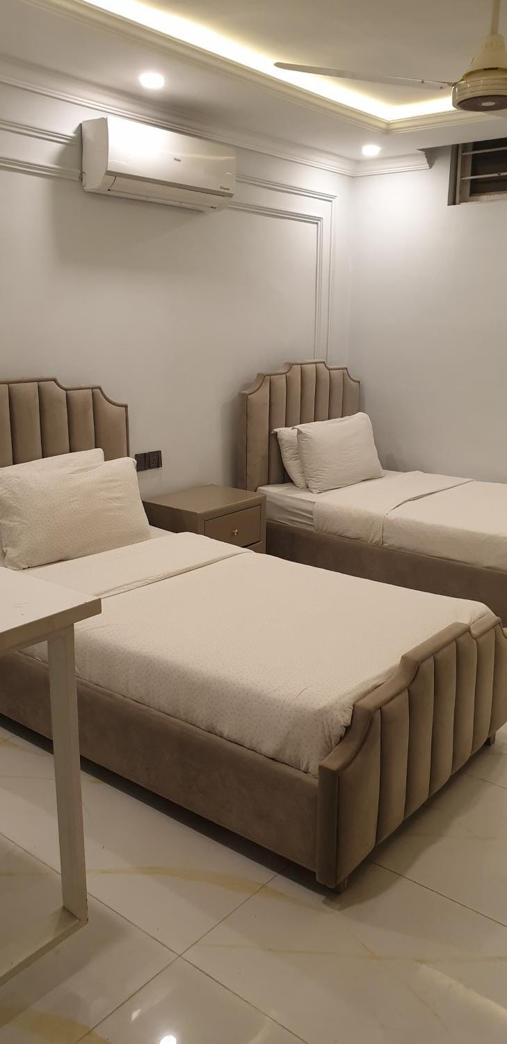 Living room, Photo of the whole room, Seating area, Bedroom