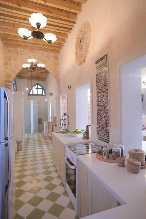 Kitchen or kitchenette, Decorative detail