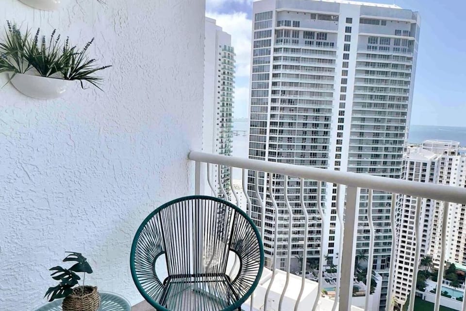 Brickell Center w/City & Bay View + FREE Parking! Apartment in Brickell