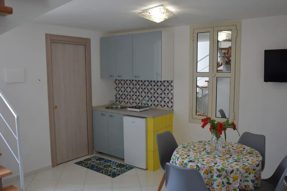 Casa Sorrentina Holiday & GYM Apartment in Vico Equense