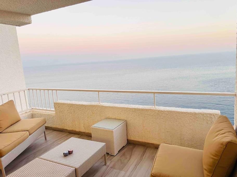 Day, Natural landscape, Balcony/Terrace, Sea view
