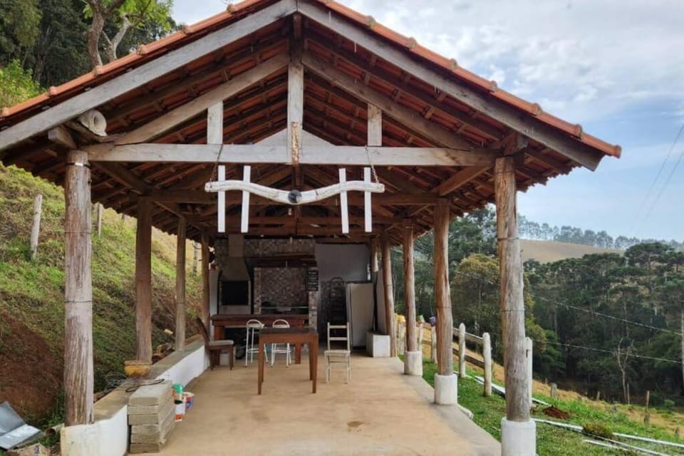Sitio Cachoeira da Gomeira Campground/ 
RV Resort in State of São Paulo