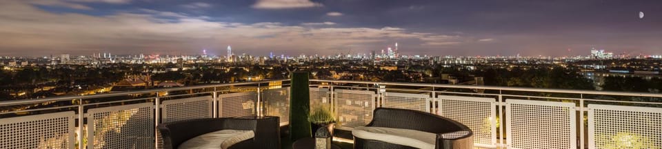 The London Skyline Penthouse Vacation rental in London