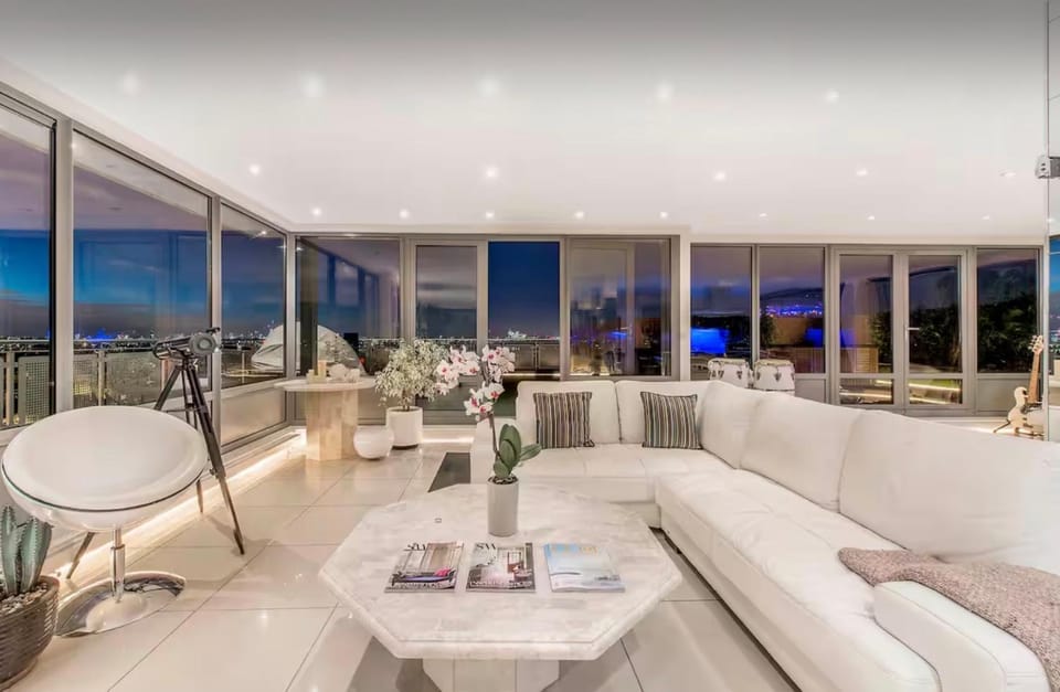 The London Skyline Penthouse Vacation rental in London