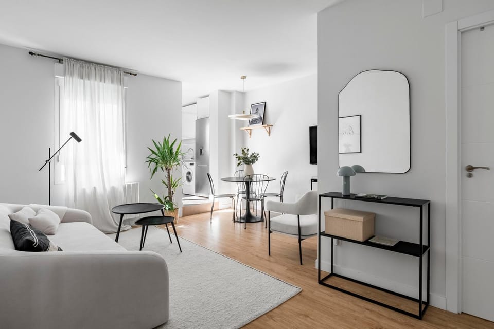 TV and multimedia, Living room, Seating area