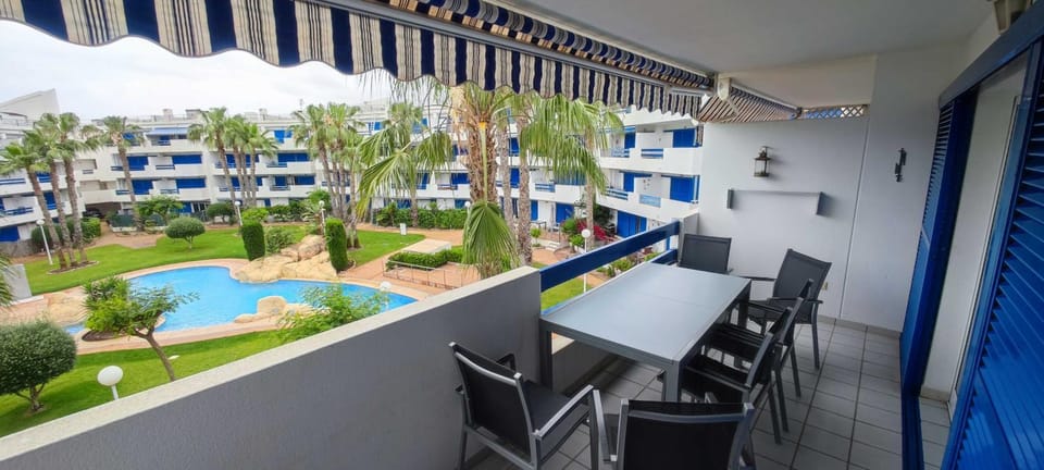 Day, View (from property/room), Balcony/Terrace, Pool view