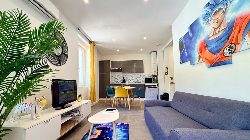 IDÉAL Pro & Familles - Billard - Borne d'Arcade - Jeux Vidéos - Jeu Bonus OFFERT Apartment in Saint-Étienne