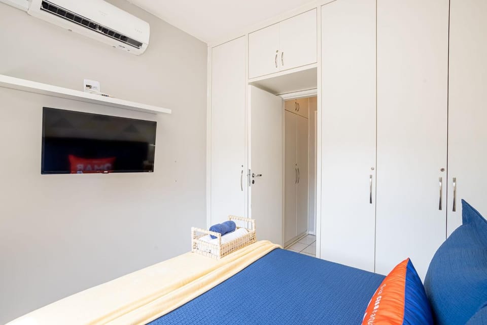 1BDR 400m from Copacabana Beach | BR 811/1003 Apartment in Rio de Janeiro