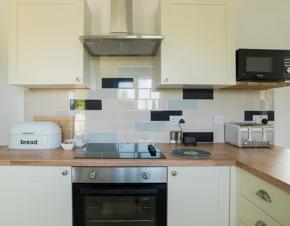 Stunning modern apartment in the Cotswolds sleeps six Apartment in Stroud District