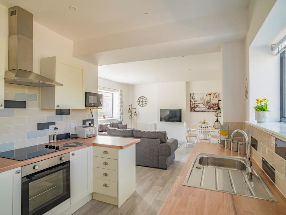 Stunning modern apartment in the Cotswolds sleeps six Apartment in Stroud District