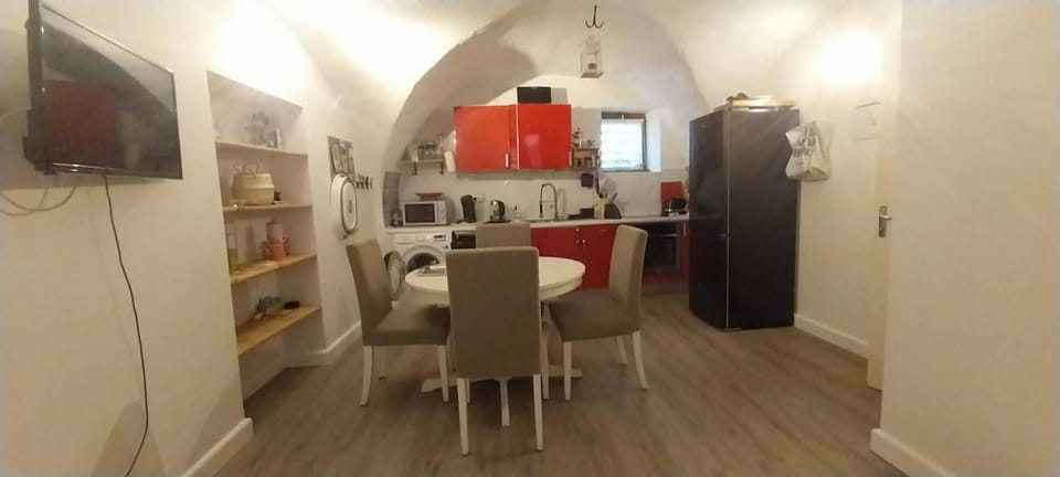 A L ESCALE PASSA PAÏS House in Occitanie