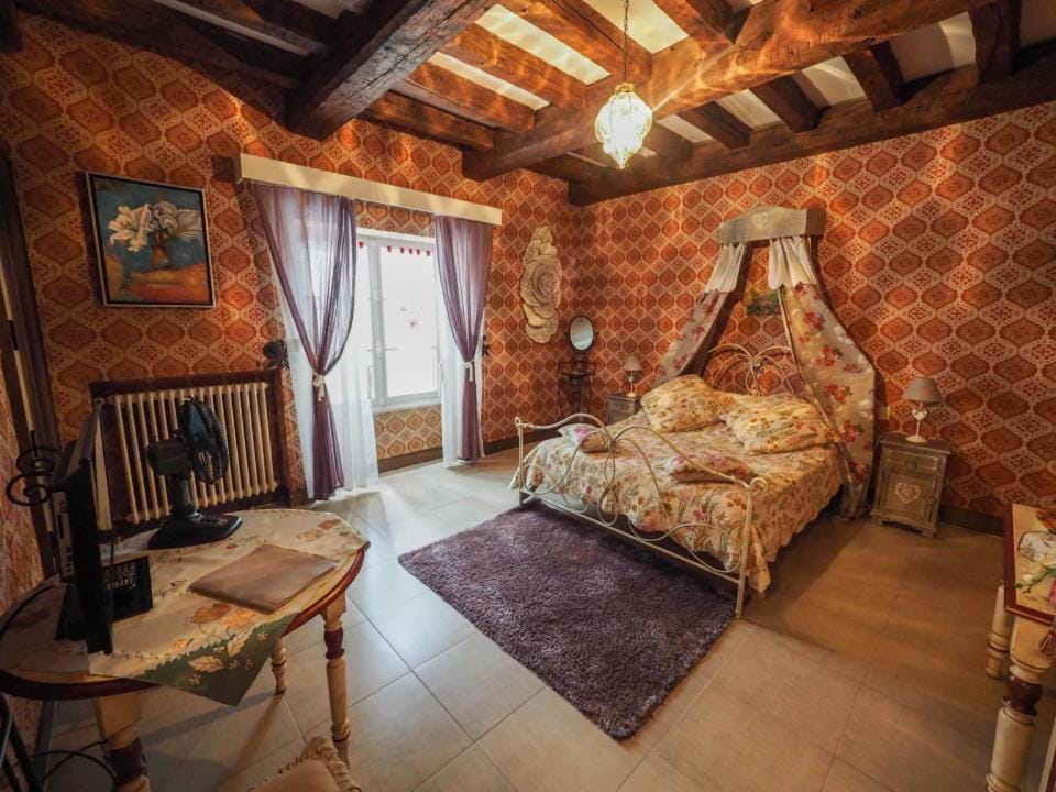 Domaine le Bourdet House in Provence