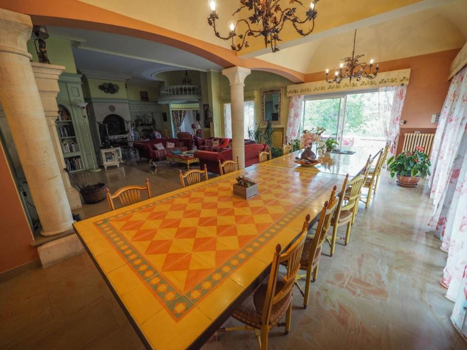 Domaine le Bourdet House in Provence