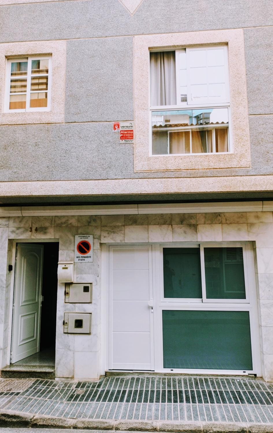 Property building, Facade/entrance