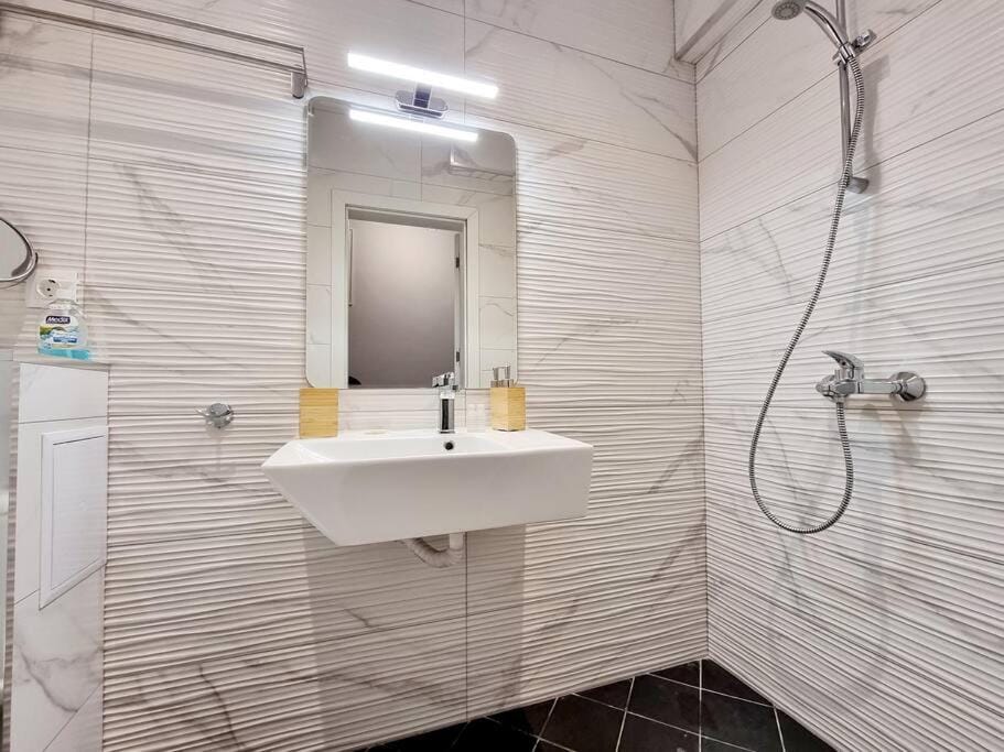 Studio Blumar 1 in Super Center Apartment in Burgas