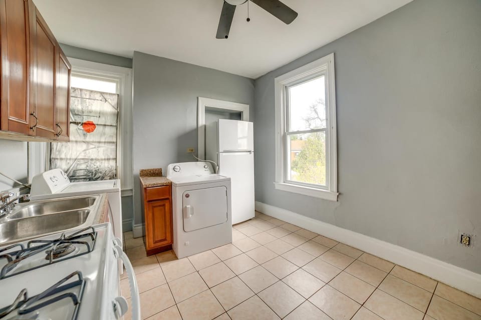 Pittsburgh Vacation Rental ~ 6 Mi to Downtown! Apartment in Pennsylvania