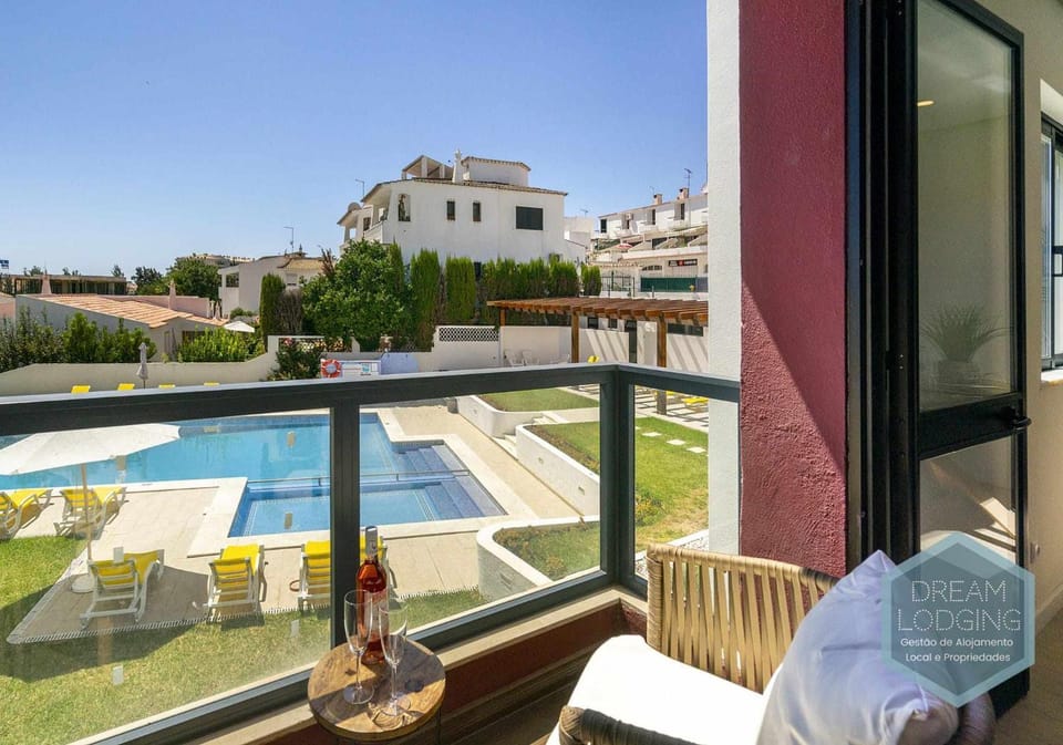 Palm Tree - Dream Lodging Apartment in Albufeira