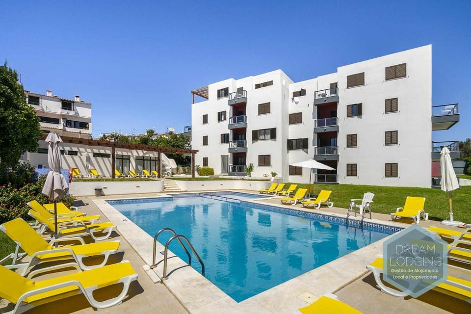 Palm Tree - Dream Lodging Apartment in Albufeira