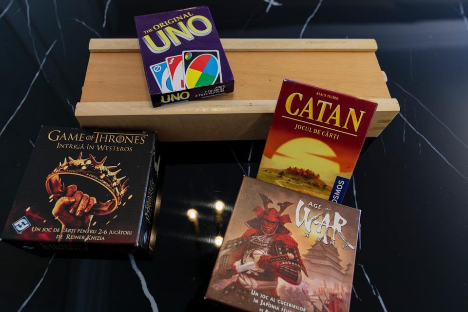 Game Room, Evening entertainment, Entertainment