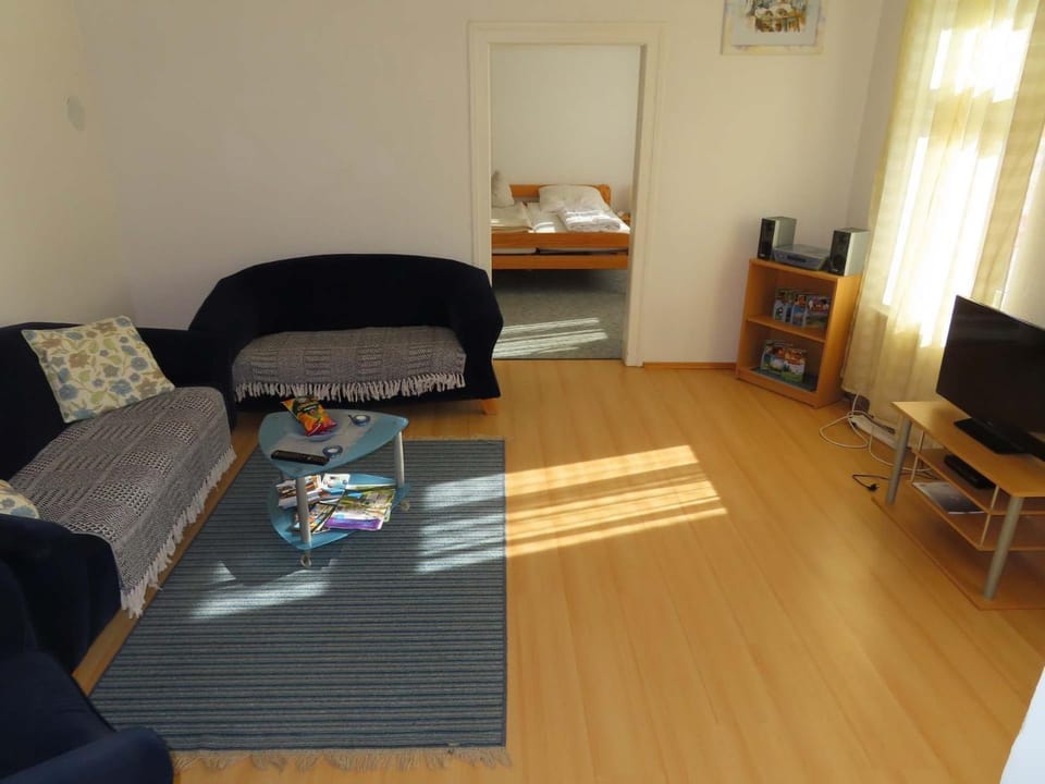TV and multimedia, Living room