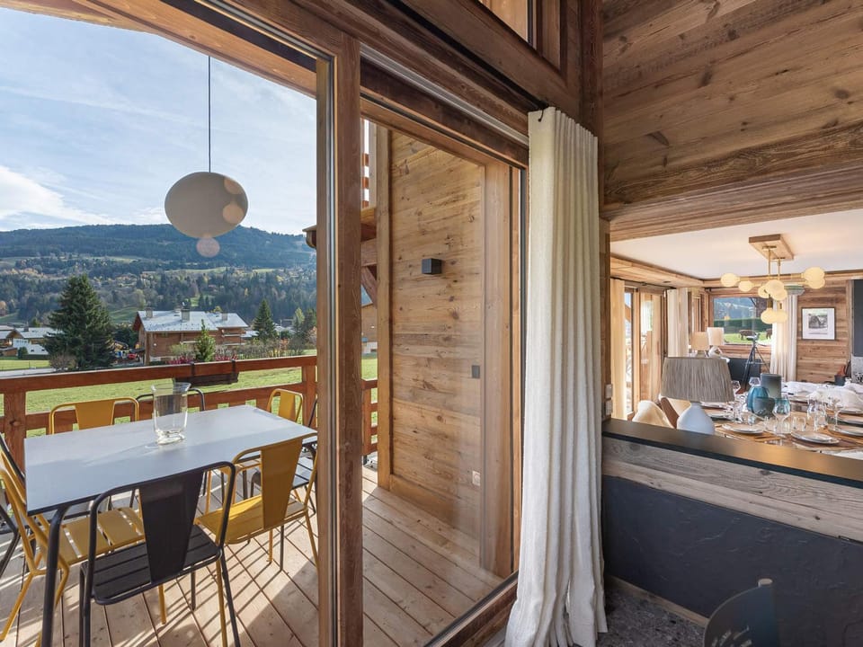 Chalet contemporain avec spa, ski room et garage - 10 pers - FR-1-569-111 Chalet in Combloux