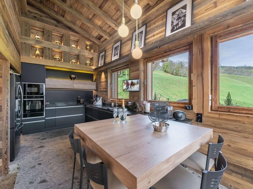 Chalet contemporain avec spa, ski room et garage - 10 pers - FR-1-569-111 Chalet in Combloux